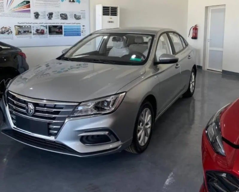 ام جي 5 ستاندر موديل 2024